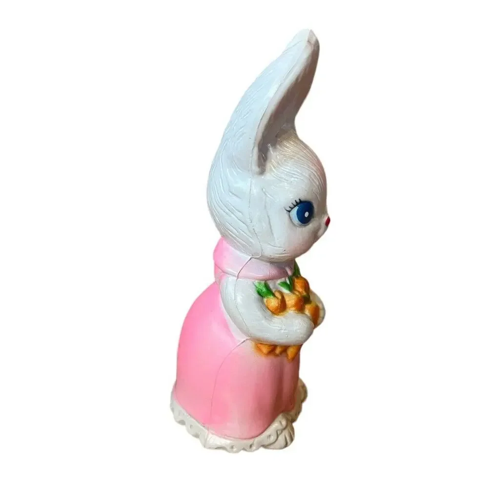 Vintage Hand Painted Easter Bunny Rabbit Holding Carrots 7